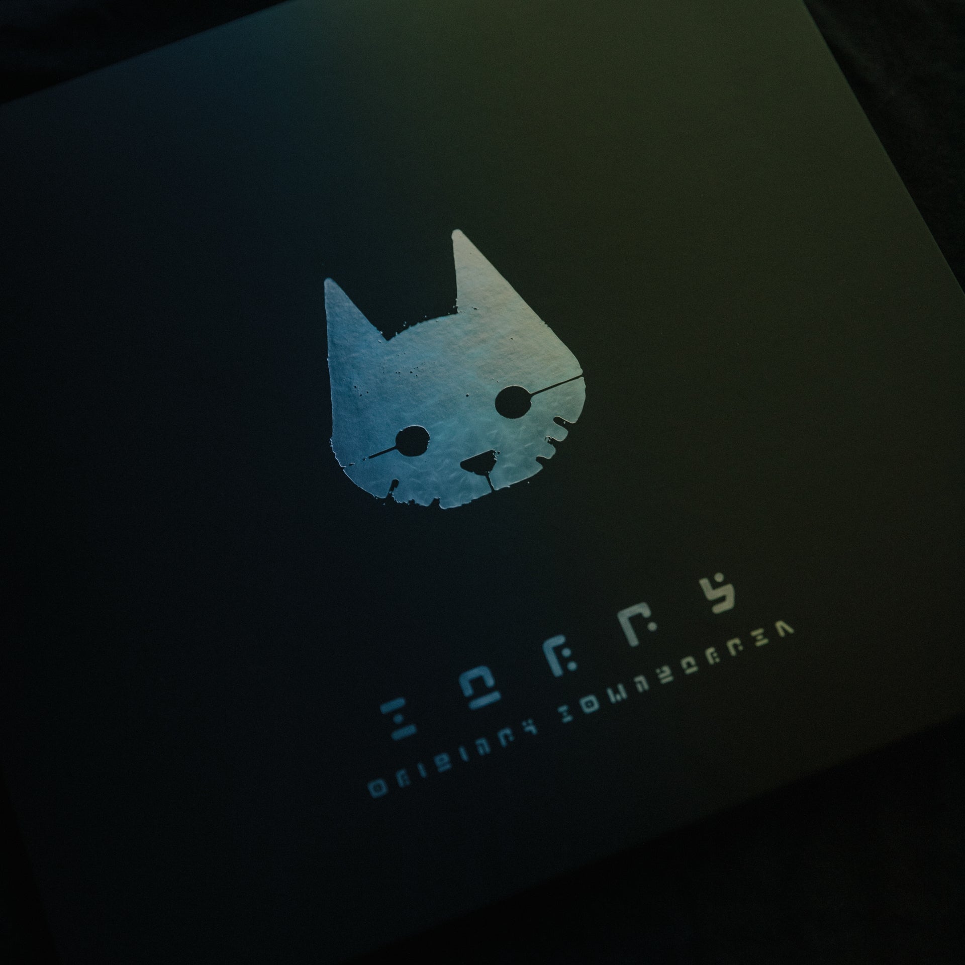 Stray 2xLP Vinyl Soundtrack Holofoil Detail