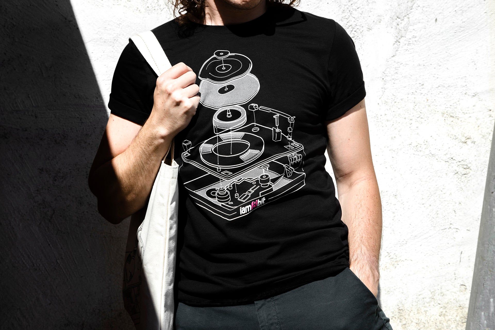 iam8bit Record Player Shirt black