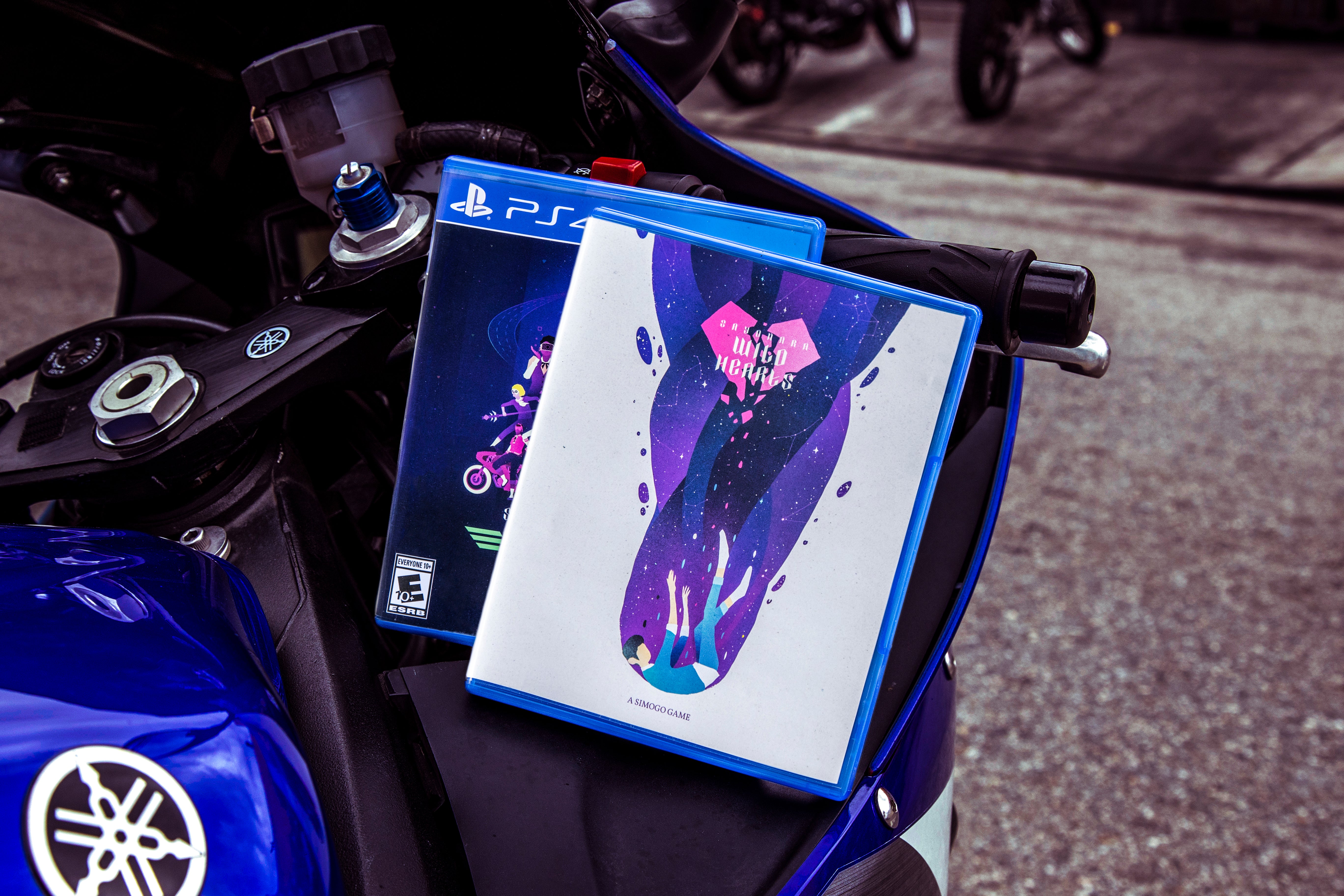 Sayonara Wild Hearts (PlayStation 4 Physical Edition)